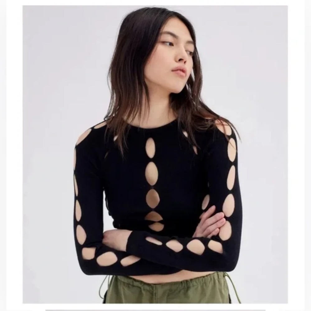 NWT UO Ulla Cutout Cropped Sweater Size S